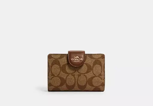 [COWCM00558 Medium corner zip wallet signature camel button ] Wallets